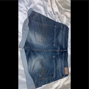 Levi’s denizen jean shorts